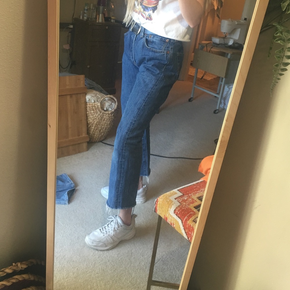 VINTAGE LEVIS 501 DENIM JEANS